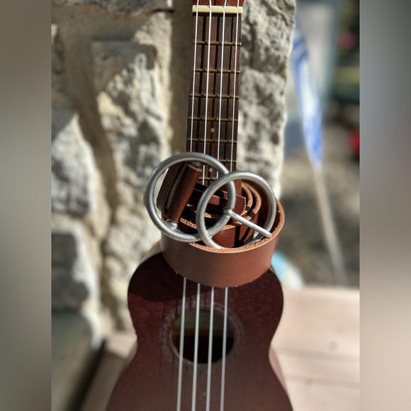 Urban Outfitter Brown Belt - Picture 3 of 9